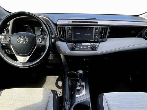 Used 2017 Toyota RAV4 XLE image 13