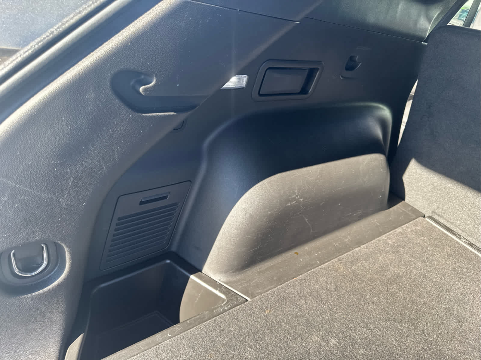 Used 2025 Chevrolet Blazer LT AWD/4WD image 31