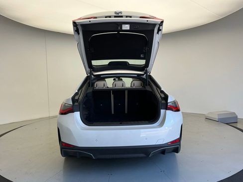 Used 2023 BMW i4 eDrive40 w/ Premium Package RWD image 5