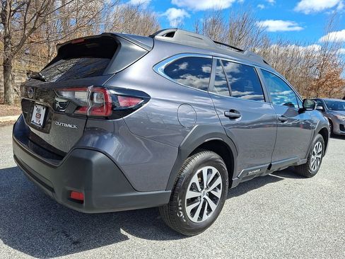 Certified 2025 Subaru Outback Premium image 7