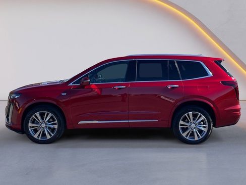 Used 2024 Cadillac XT6 Premium Luxury image 3