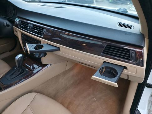 Used 2008 BMW 335i Sedan w/ Premium Pkg image 23