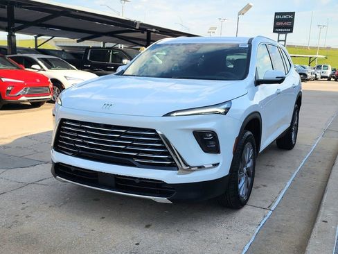 New 2026 Buick Enclave Preferred w/ Power Package FWD image 8