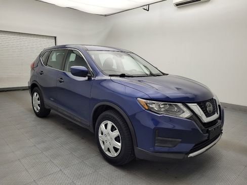 Used 2019 Nissan Rogue S FWD image 13