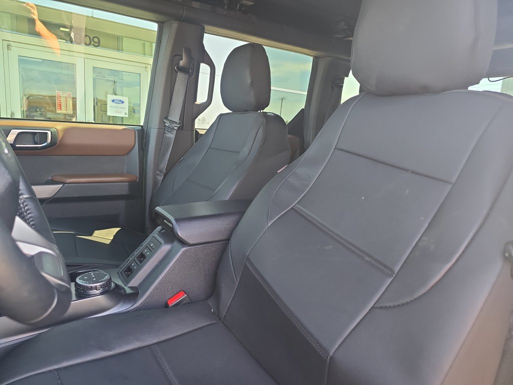 Used 2022 Ford Bronco Outer Banks AWD/4WD image 9