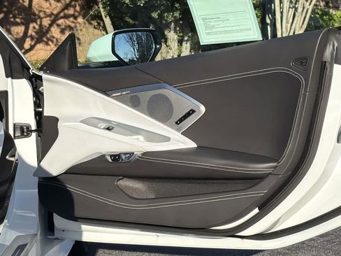 Used 2023 Chevrolet Corvette Stingray Premium Conv w/ 3LT image 32