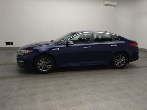 Used 2019 Kia Optima LX FWD image 2