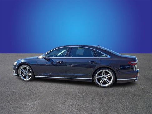 Used 2020 Audi S8 L w/ S8 Executive Package image 6