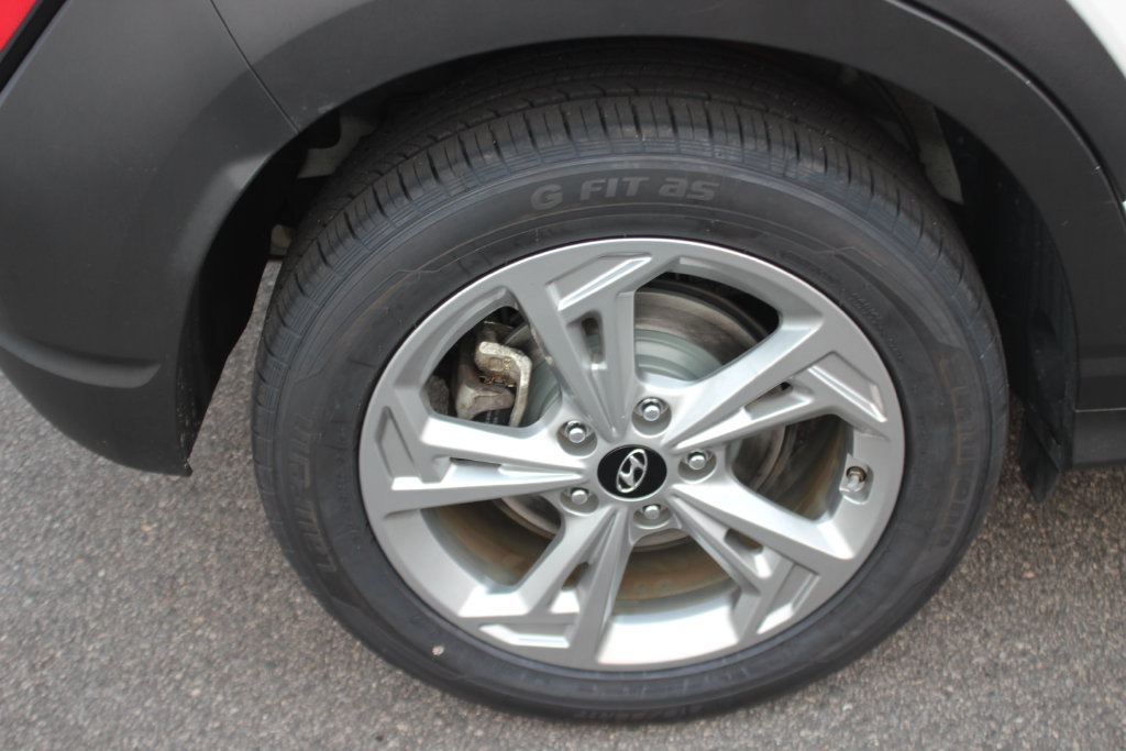 Used 2023 Hyundai Kona SEL w/ Cargo Package AWD/4WD image 35