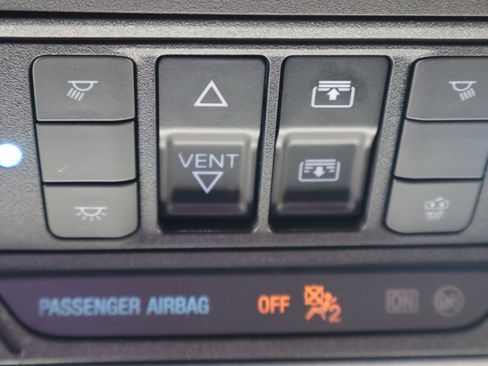 Used 2025 Ford Explorer ST image 29