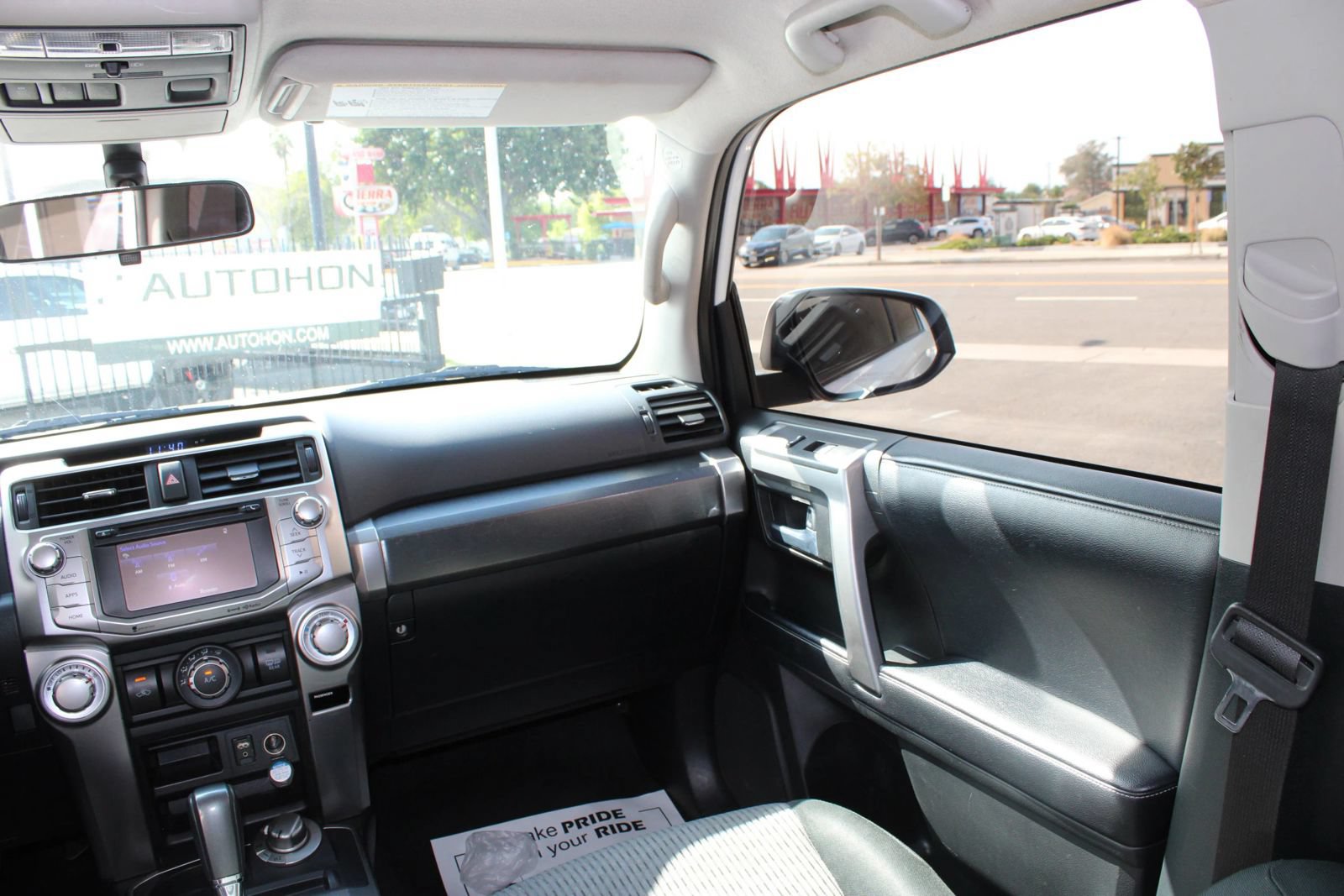 Used 2019 Toyota 4Runner SR5 AWD/4WD image 25