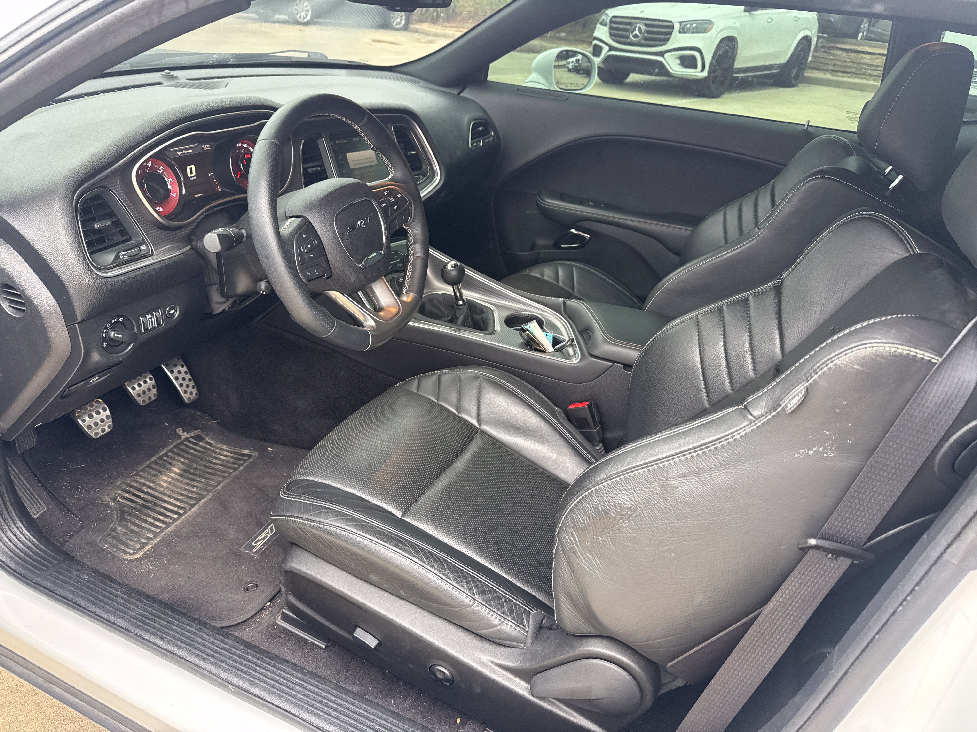 Used 2016 Dodge Challenger SRT Hellcat RWD image 9