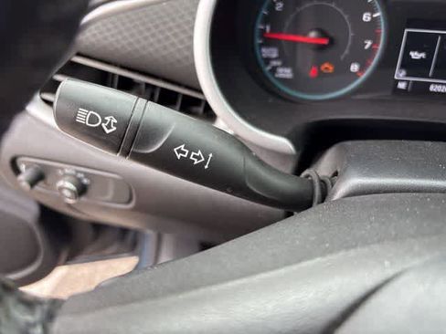 Used 2020 Chevrolet Malibu RS image 16