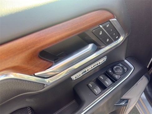 Used 2023 GMC Sierra 1500 Denali w/ Denali Reserve Package image 12