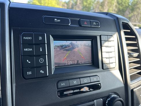 Used 2018 Ford F150 XLT w/ Equipment Group 301A Mid AWD/4WD image 18