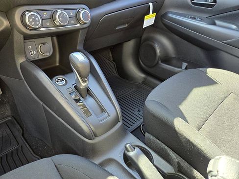 New 2025 Nissan Kicks S image 15