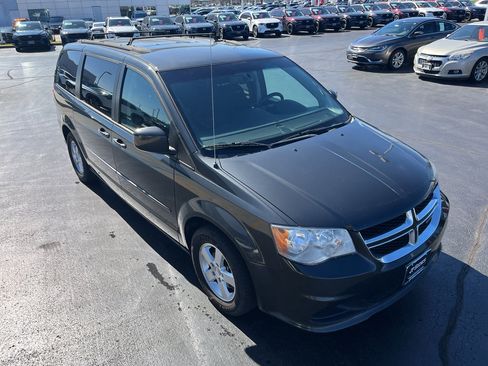 Used 2011 Dodge Grand Caravan Mainstreet w/ PWR Convenience Group image 5