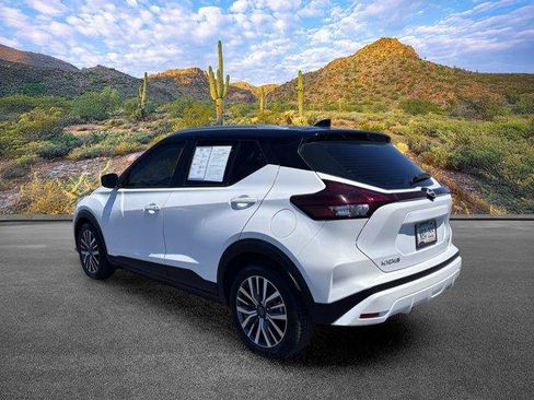 Used 2023 Nissan Kicks SV FWD image 7