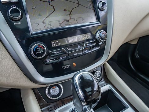 Used 2020 Nissan Murano Platinum FWD image 28