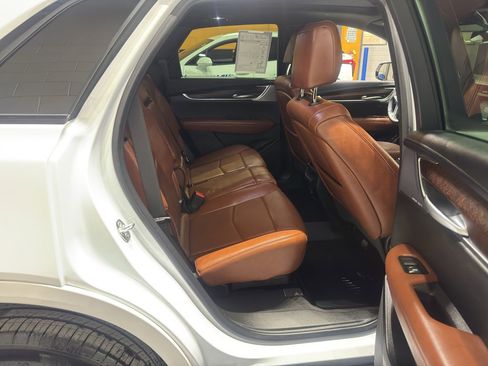 Used 2024 Cadillac XT5 Sportv image 19