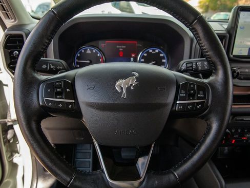 Used 2022 Ford Bronco Sport Badlands w/ Premium Package image 17