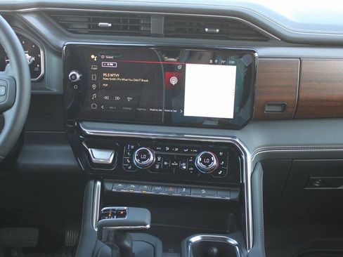 New 2026 GMC Sierra 1500 Denali Ultimate image 10