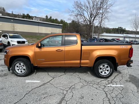 Used 2017 Chevrolet Colorado W/T w/ WT Convenience Package AWD/4WD image 4
