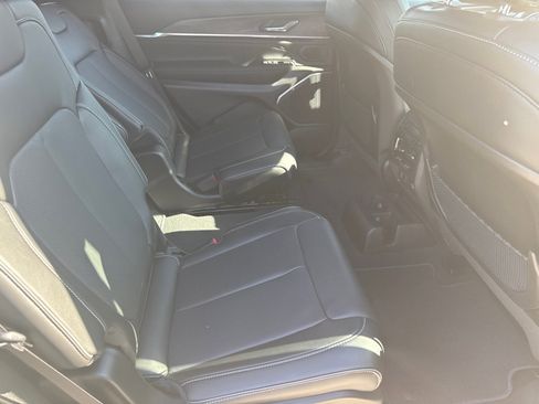 New 2025 Jeep Grand Cherokee L Overland w/ Trailer Tow Package image 15