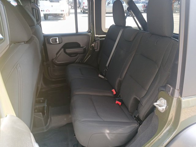 Used 2023 Jeep Wrangler Unlimited Sport AWD/4WD image 17