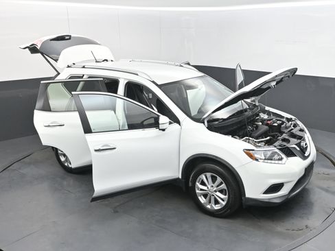Used 2016 Nissan Rogue SV w/ SV Premium Package AWD/4WD image 39