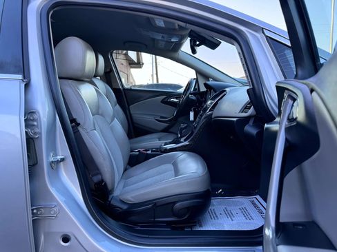 Used 2017 Buick Verano Sport Touring image 18