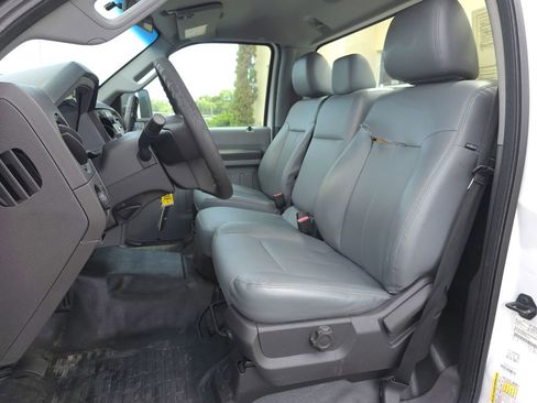 Used 2015 Ford F250 XL RWD image 12