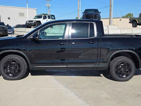 New 2026 Honda Ridgeline TrailSport image 2