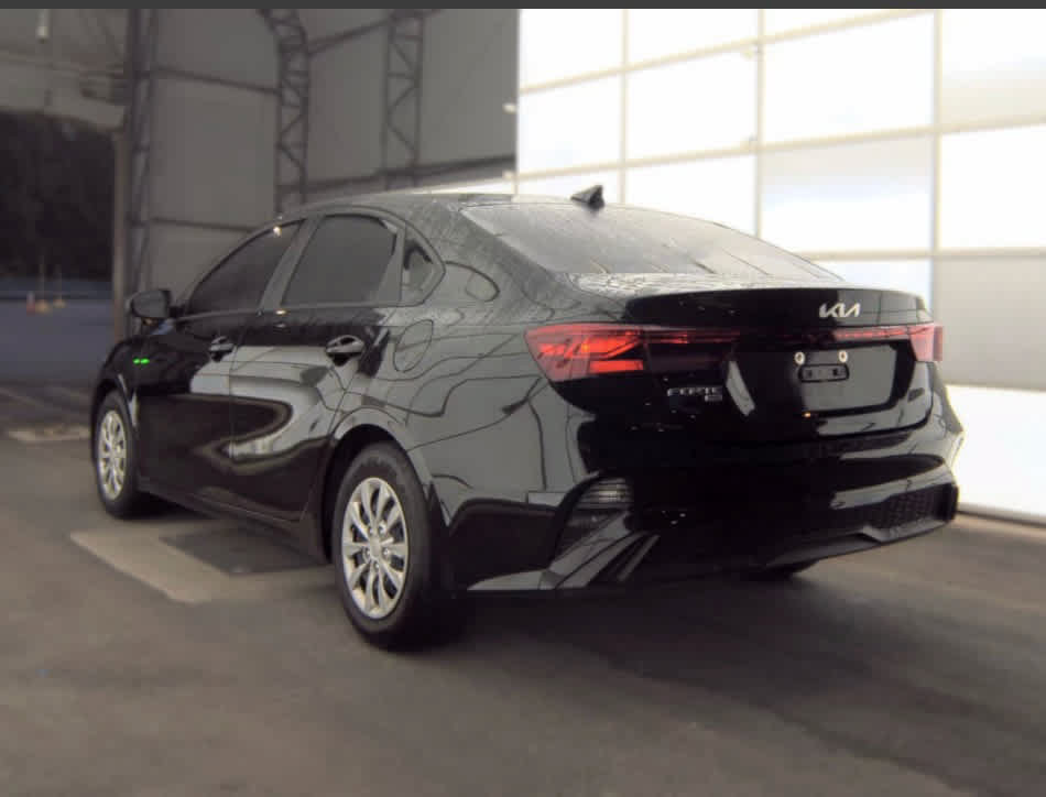 Used 2024 Kia Forte LX FWD image 11