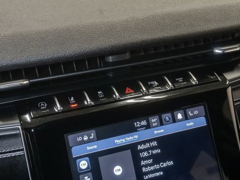 Used 2024 Jeep Grand Cherokee Altitude image 15