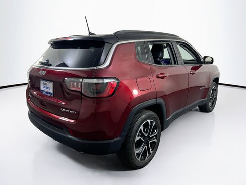 Used 2022 Jeep Compass Limited AWD/4WD image 5