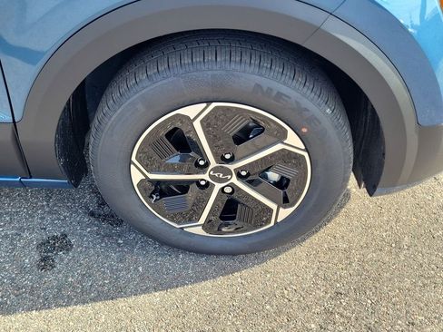 New 2026 Kia Niro EX w/ EX Premium Package FWD image 41