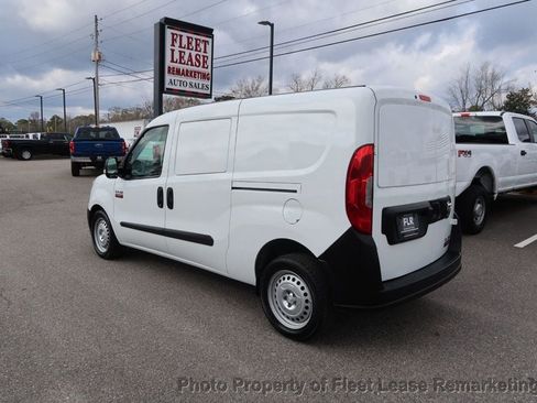 Used 2018 RAM ProMaster City Tradesman image 3