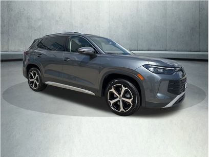 New 2025 Volkswagen Tiguan SE