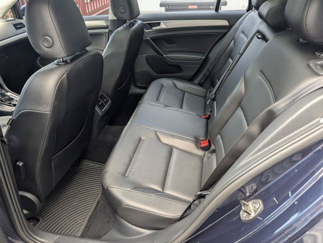 Used 2017 Volkswagen Golf SportWagen FWD image 10