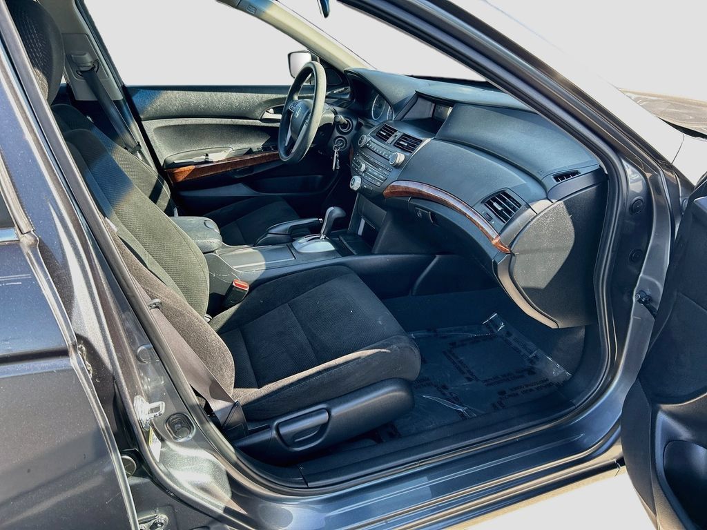 Used 2012 Honda Accord EX image 26