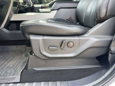 Used 2022 Ford F250 Lariat w/ Lariat Value Package AWD/4WD image 21