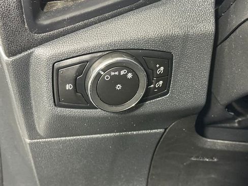 Used 2019 Ford EcoSport SE image 19