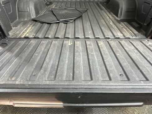 Used 2023 Chevrolet Silverado 1500 LTZ AWD/4WD image 28
