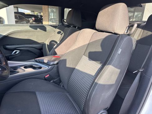 Used 2021 Dodge Challenger R/T w/ Blacktop Package image 27