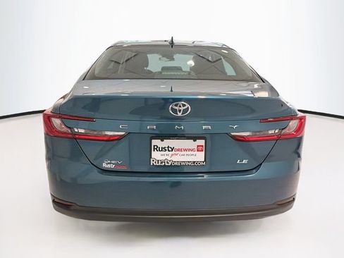 Used 2025 Toyota Camry LE FWD image 5