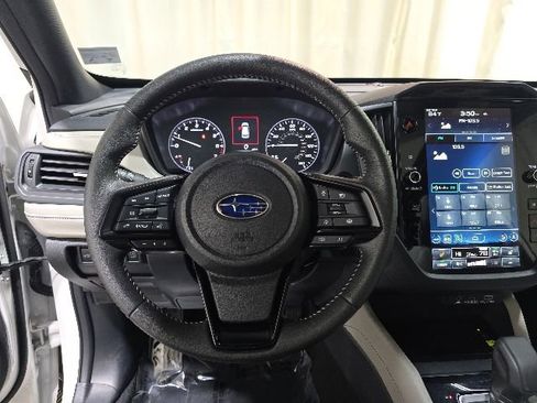 Certified 2025 Subaru Forester Premium AWD/4WD image 15