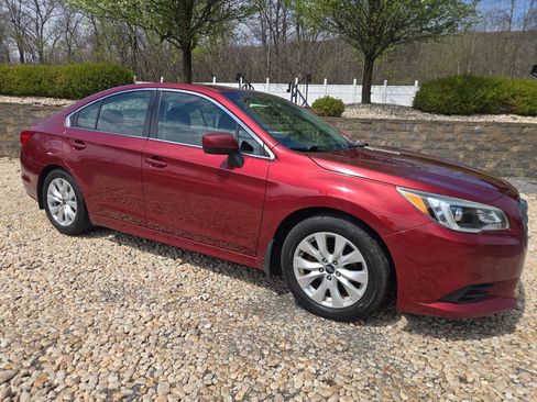 Used 2015 Subaru Legacy 2.5i Premium w/ Moonroof Package AWD/4WD image 8