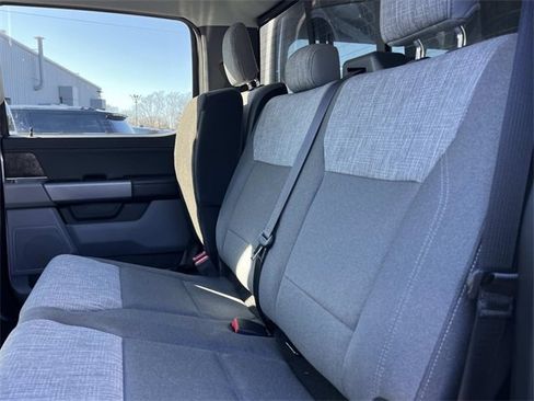 Used 2022 Ford F150 XLT w/ Equipment Group 302A High image 19