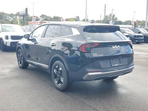 New 2026 Kia Sportage LX w/ LX Convenience Package image 4